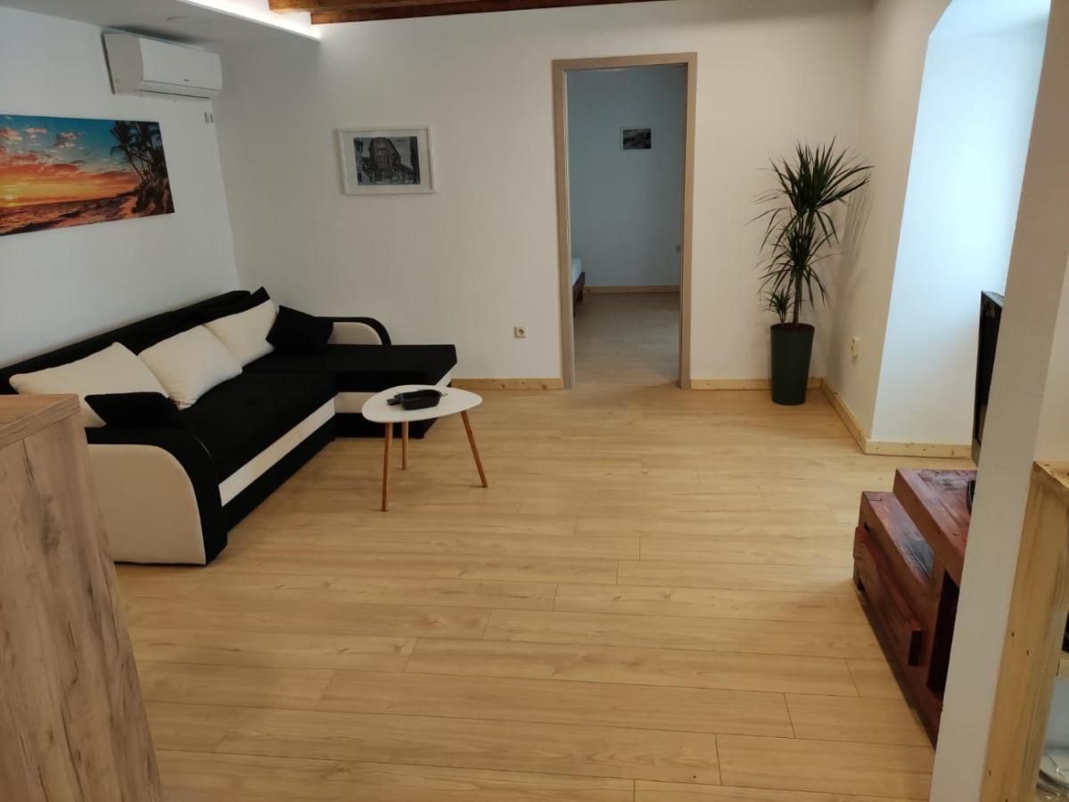 Apartamento Dan Rijeka Exterior foto